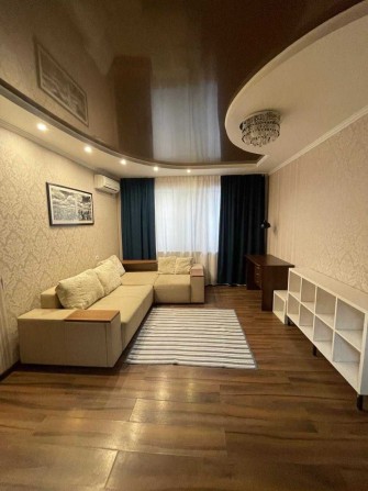 Позняки. Оренда гарноі 2х кім.квартири, вул. Ахматовоі 13б - фото 1