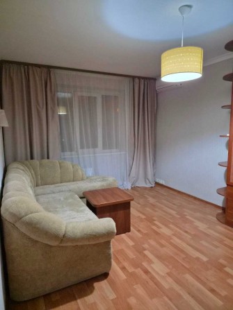 Здається 1-кімнатна квартира з ГАЗОМ, 3 поверх  вул. Урлівська, 1/8 (власник, без комісії) - фото 1