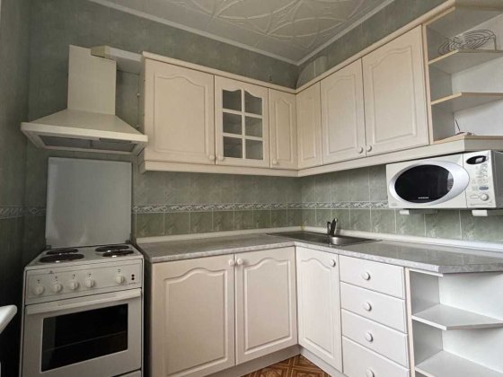 Позняки. Оренда  3х кім. квартири, вул.Кошиця 10/21