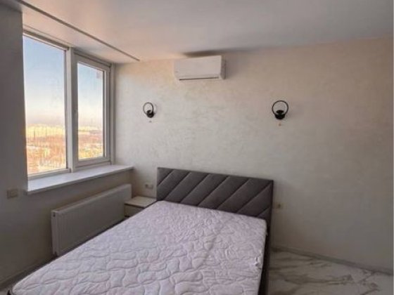 Оренда  смарт  квартири м нивки перша здача Киев