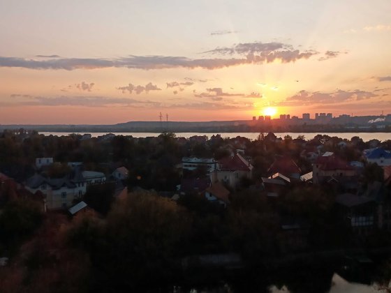 Власник. Газ  45м2. Вид на Дніпро. 150м от м. «Славутич» Київ