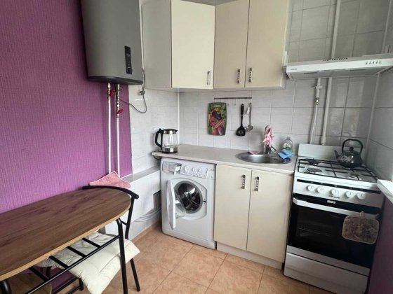 Оренда 1 кімнатна квартира вул.Райдужна 21 Терміново, Київ