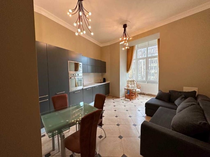 Оренда БЕЗ Комісії 2 к кв на Андріївському узвозі Контроктова площа - фото 1