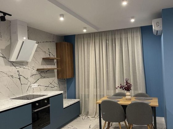 Здається в оренду 2 кімнатна квартира в ЖК Метрополіс Киев