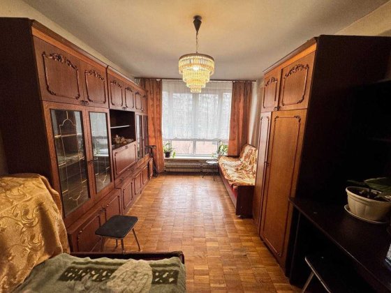 Пропоную  1 к квартиру  біля метро без комісії Киев