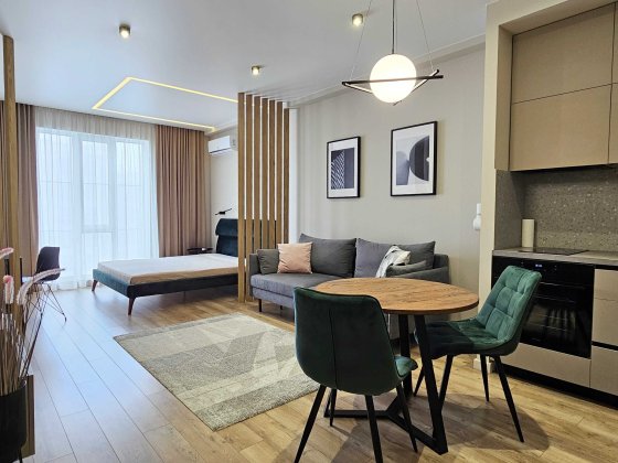 Нова Англія. Максимовича,26Б. Супер-якісний ремонт!