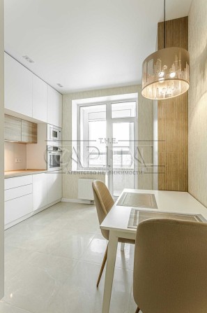 2 к роздільна за 900 доларів ДУЖЕ ПРИЄМНА ЦІНА ЖК Сонячна Рів'єра Лівобережна Микільсько-Слобідська  - фото 1