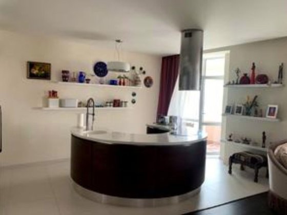 Лесі Українки 7А