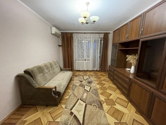 Оренда 2к квартири, Новомостицька 2Г, Виноградар.