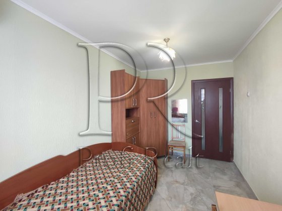 Здається в оренду 3 кімнатну квартиру на Воскресенці/Шухевича 26в/Ватутіна Киев