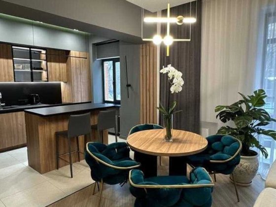 Оренда дизайнерської квартири в центрі/Жилянська 54