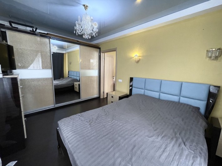 Оренда двокімнатної квартири у самому Центрі . вул. Тютюнника 49 - фото 1