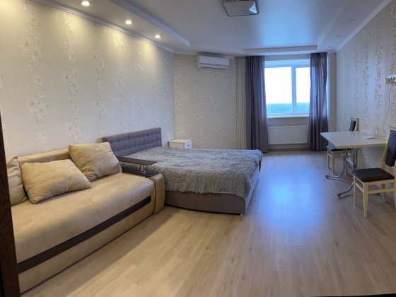 Здається 3 х кімнатна квартира, Бортничі! Євгена Харченко 47 б! Київ