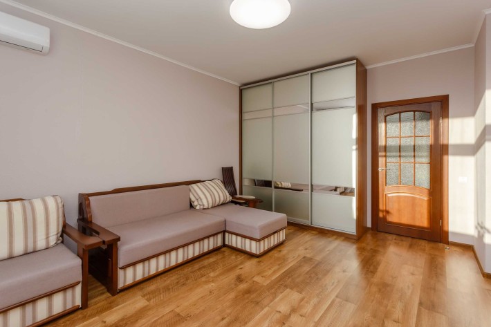 1-кімнатна ЖК Паркові озера, ГЕНЕРАТОР, БЕЗ КОМІСІЇ метро Дарниця - фото 1