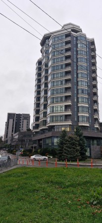 Квартира в ЖК PECHERSKY, бізнес-клас, резервне живлення, укриття. - фото 1