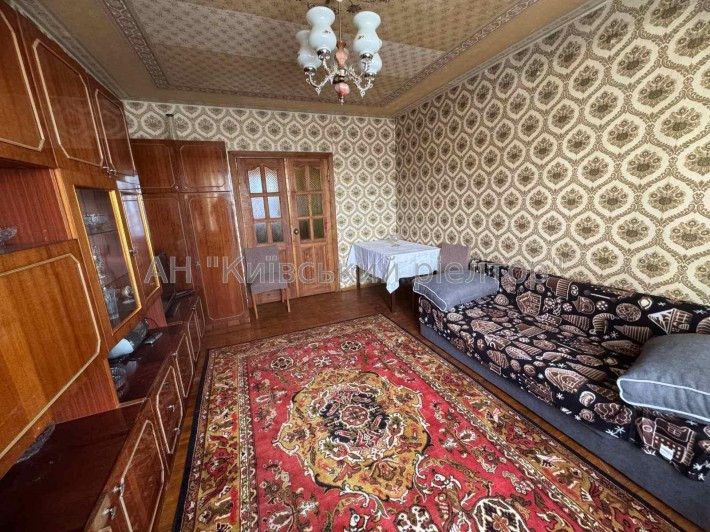 Оренда затишної 2-кімнатної квартири на просп. Василя Порика, 17-А. - фото 1