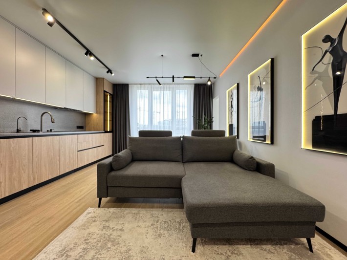 Без комісії! Дизайнерська 2к 70м2 з Ecoflow та генератором в ЖК Варшавський Плюс - фото 1