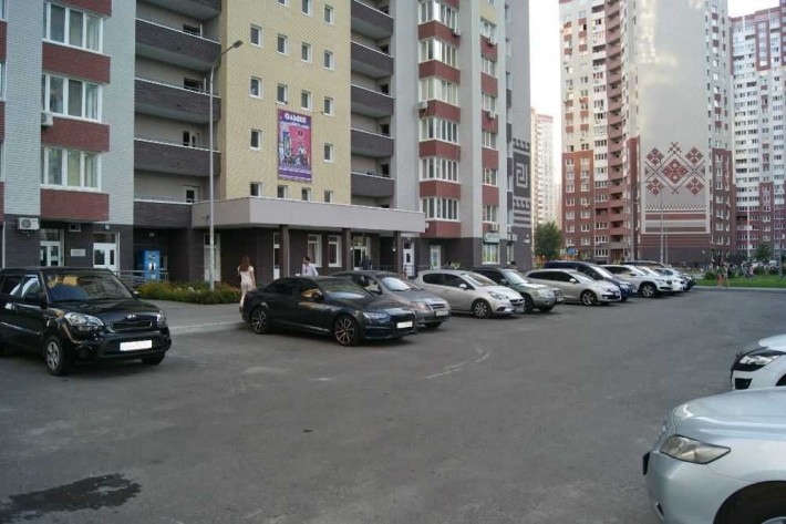 Аренда двух комнатной квартиры на Гмыри 14в без комиссионных. - фото 1