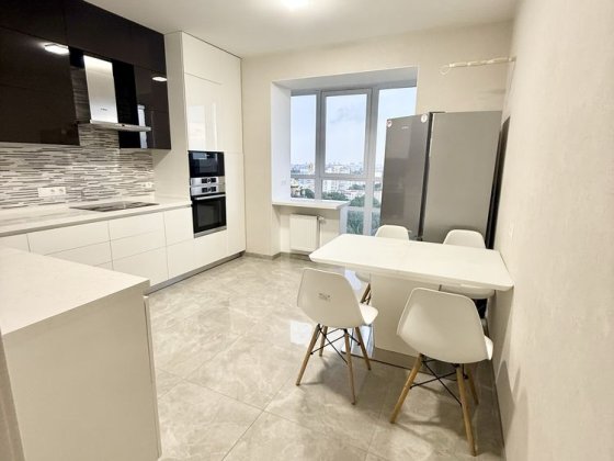 Київ. Оренда 2 кімнатної квартири 87 кв.м.з евроремонтом в Подільському районі по вул. Новомостицька