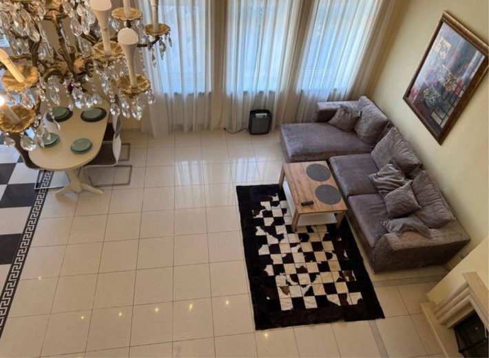 Оренда дворівневої 3-кімнатної квартири в центрі Києва, Панаса Мирного - фото 1