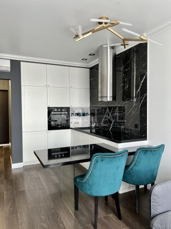 Французский квартал 2 Печерск Предславинська - фото 1