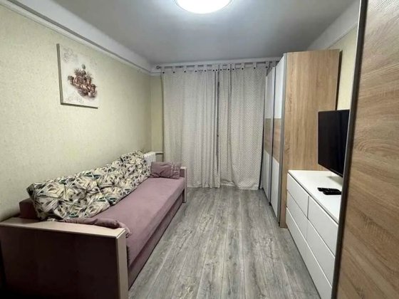 Миколайчука 15. Березнякі 3 ком. квартира. Встановлена система резервного живлення! Киев