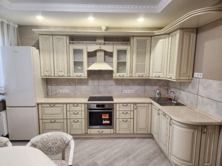 м. Васильківська, ЖК 4 сезони - фото 1