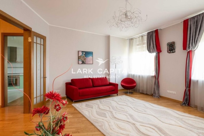 Аренда / Квартира / ул. Александра Кониского, Киев - фото 1