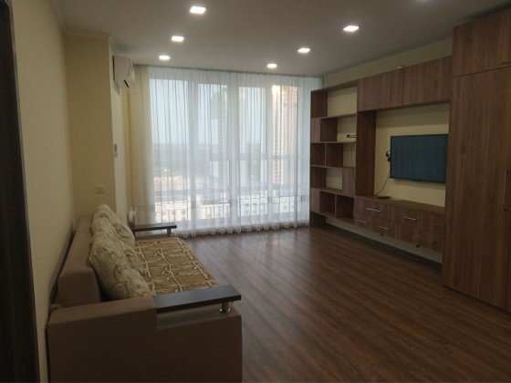 Двокімнатна квартира в оренду, м.Бориспільська Киев