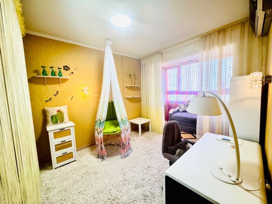 Здається в оренду 3-кімн квартира. Голосіівський район Киев