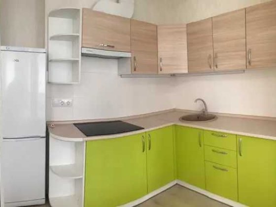 Оренда  квартири  1-кім  Зарічна 4 Славутич Осокорки Дарницький