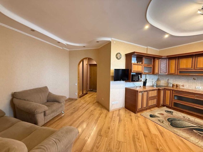 Оренда 1к.квартири Касіяна 2/1 Теремки-2 м.Іподром-400м - фото 1