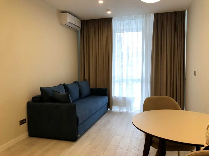 Оренда Олександра Олеся, ЖК Варшавський, 48м2, Дизайнерський ремонт - фото 1