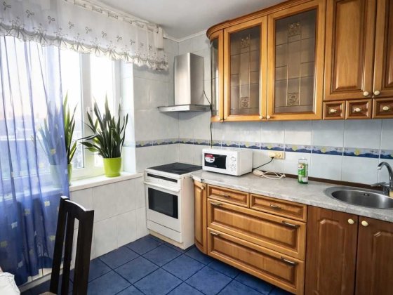 Довгострокова оренда 2 кім квартири Голосіївський 15А Деміївська