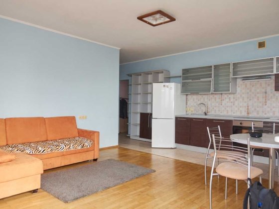 2к М. Житомирская 2й дом ул. Пушиной 23 (О. Васкула) Охрана, парковка