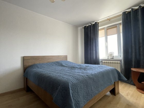 Оренда 2 кімнатної вул Симиренка Київ