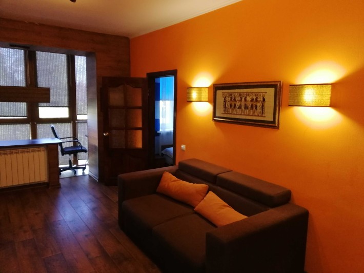 Оренда 2-х кімнатна квартира, р-н Соломянського ринку, вул. Головка - фото 1