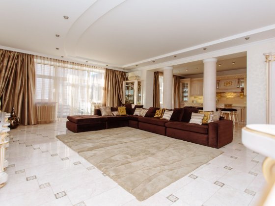 Без комісії. Паторжинського 14, Золоті ворота.