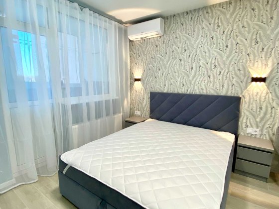 Перша здача 1-к. кв. Академ ЖК Сосновий бір Олевська Киев