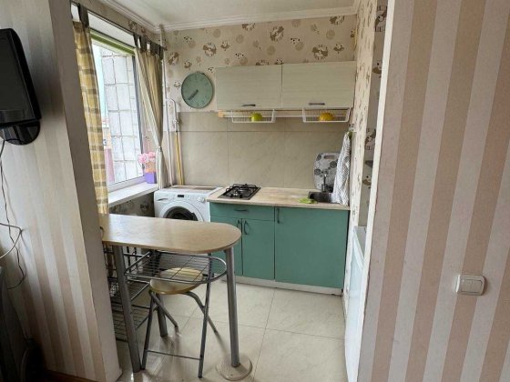 Гетьмана 24/9.Метро Шулявка.Довгострокова оренда.