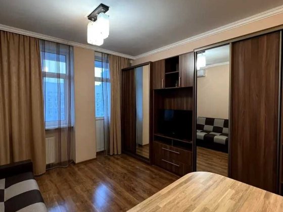 Пропонується в довгострокову оренду однокімнатна квартира студіо.ЖК Елегант Киев