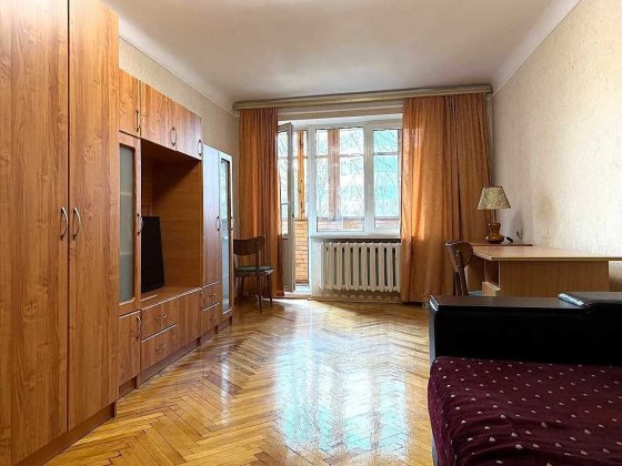 Солом'янка, вул. Кривоноса 7, затишна 1к квартира з газом! Київ