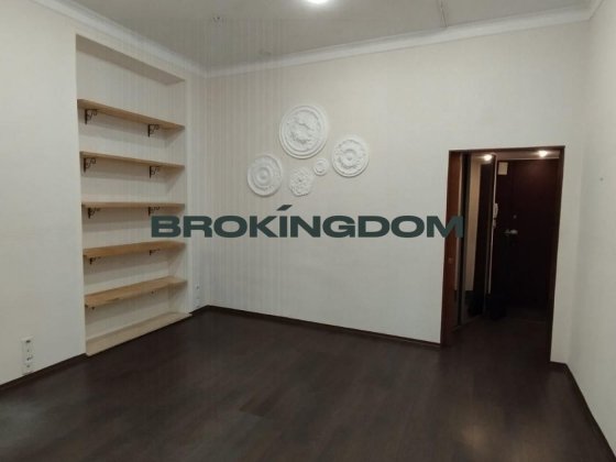 Оренда 2-х кім.квар.вул.Костельна 9 ( Костьольна ).Центр