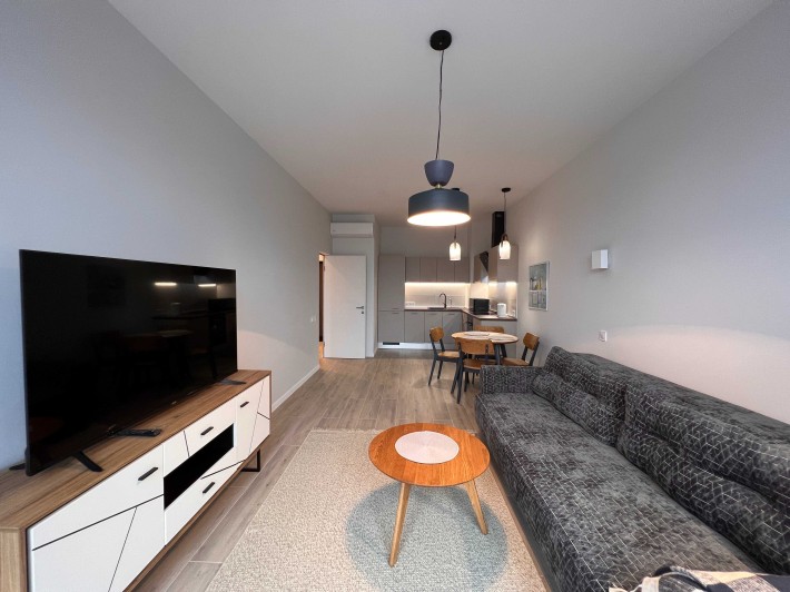 Простора 1-кім 54м2 в автономному ЖК Greenville Park на Пимоненка - фото 1