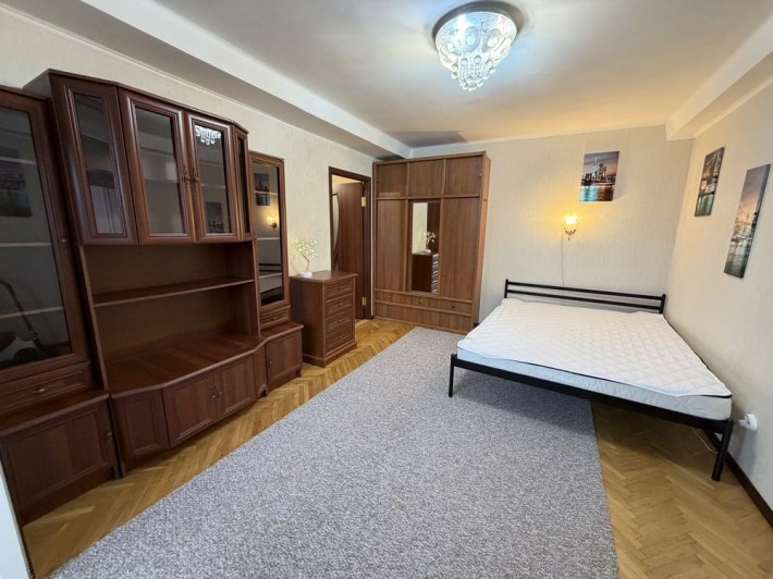 Оренда 1 к квартири Севастопольська площа - фото 1