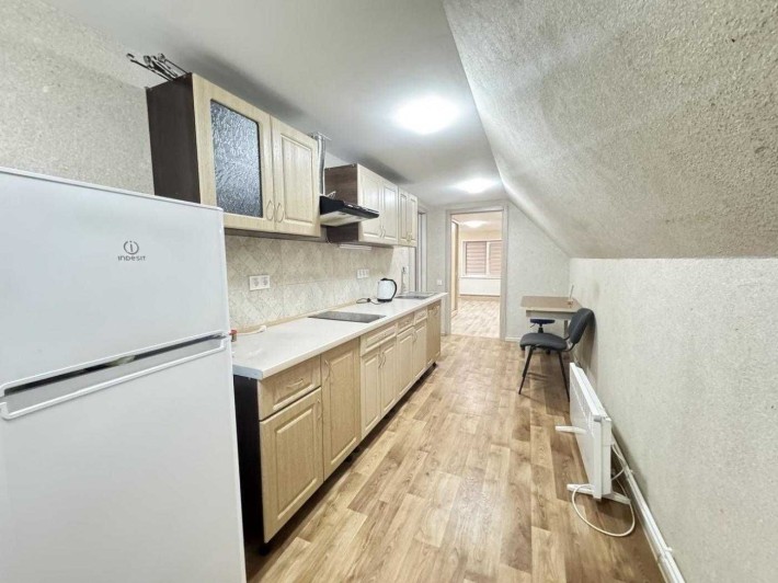 Отця Анатолія Жураковского 10, Жуляни, оренда просторої 1к - фото 1