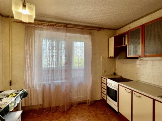 1- кім. Соломянка вул Максима КРИВОНОСА 7 Киев