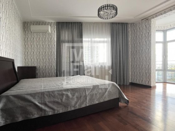 Оренда / Квартира / вул. Юрія Іллєнка, Київ