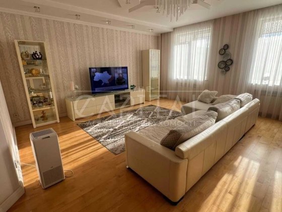 Оренда / Квартира / Павлівська, КПІ, Київ 153м2 , 4 кімнати. Киев