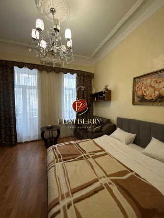 Без% Оренда 2К, вул. Мала Житомирська 3, метро Майдан Незалежності, Центр - фото 1